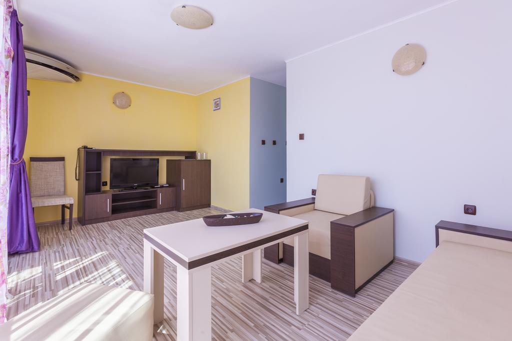 Akladi Family Hotel Chernomorets Luaran gambar